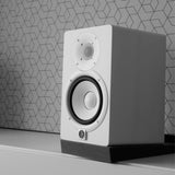 Yamaha HS8 8 Inch Powered White Studio Monitor 2 Pack with 2x Cable Bundle