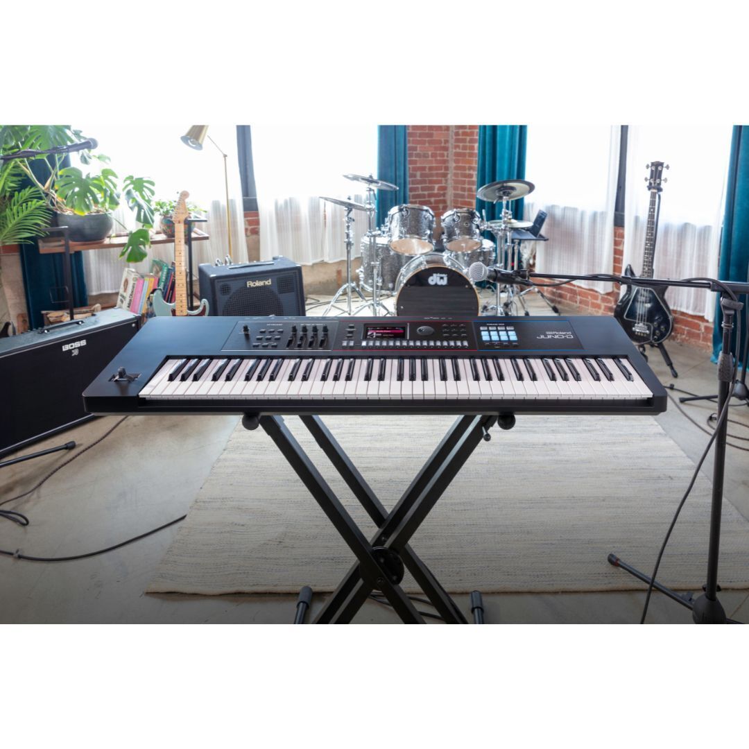 Roland JUNO-D7 76-Key Keyboard Synthesizer