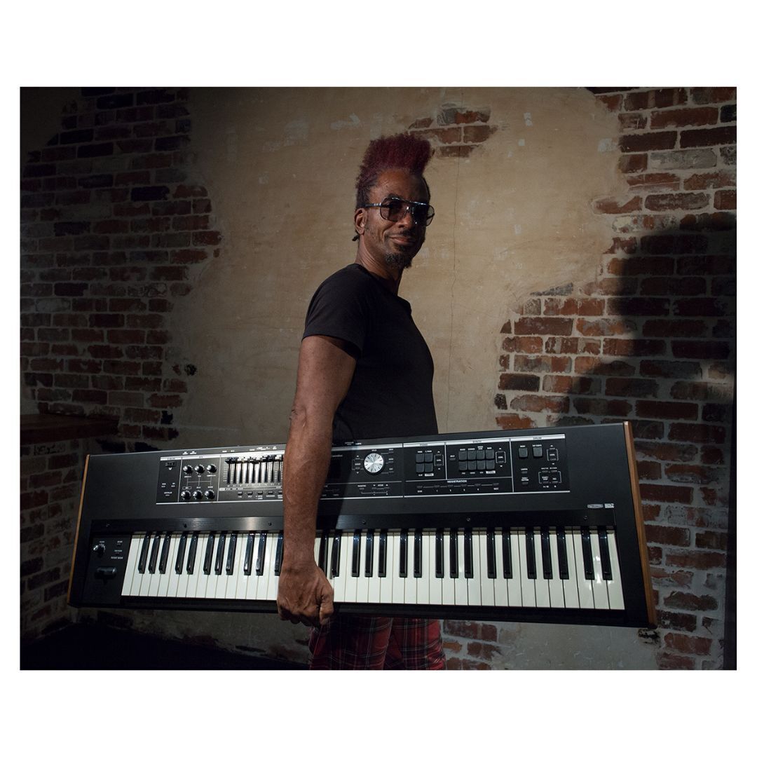 Roland, V-Combo Live Performance Keyboard, 73-Key (VR-730)