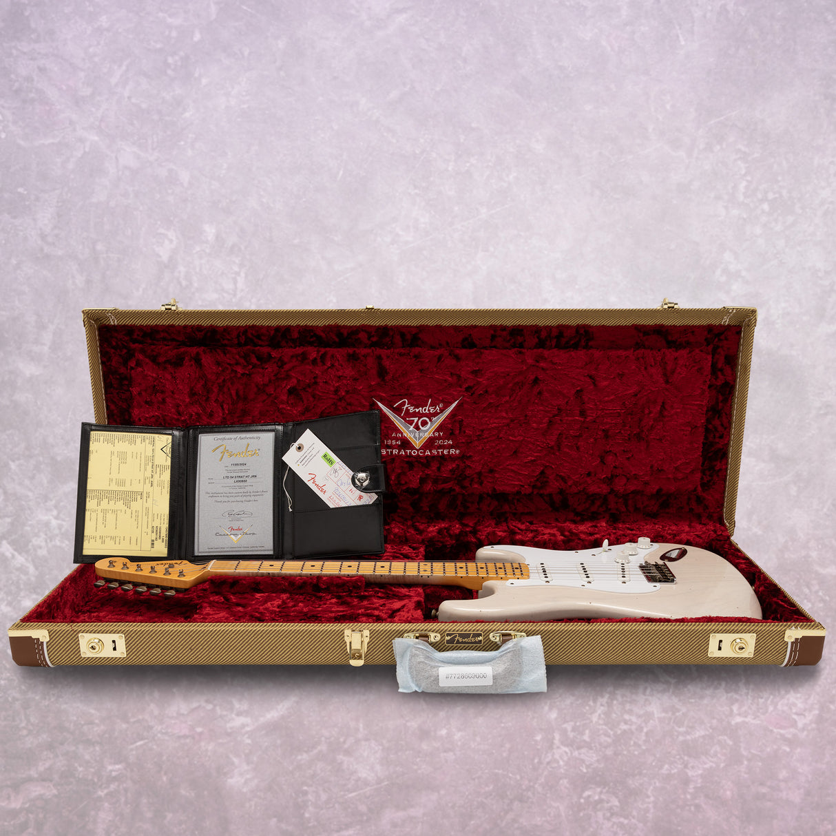 Fender Ltd. Ed. 1954 Hardtail Stratocaster, Journeyman Relic, Aged White Blonde