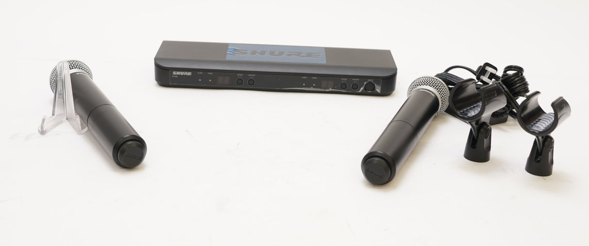 Shure BLX288/SM58 H9 Frequency Band Easy to Setup Wireless Dual Microphone System (Silver) (Used)