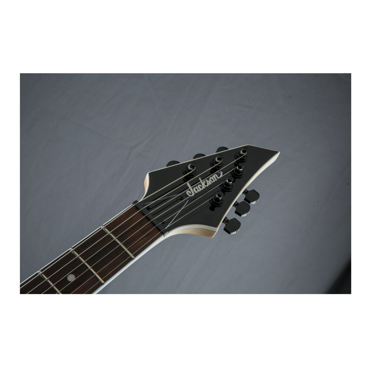 Jackson JS Series Monarkh SC JS22 Right-Hand Electric Guitar (Snow White) (Open Box)