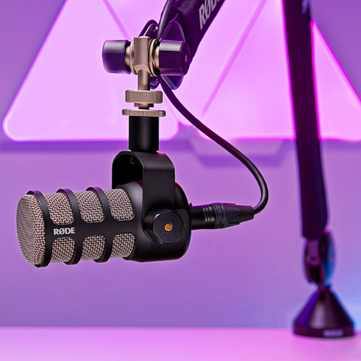 RODE PodMic Dynamic Podcasting Microphone with Euro Boom Mic Stand Bundle