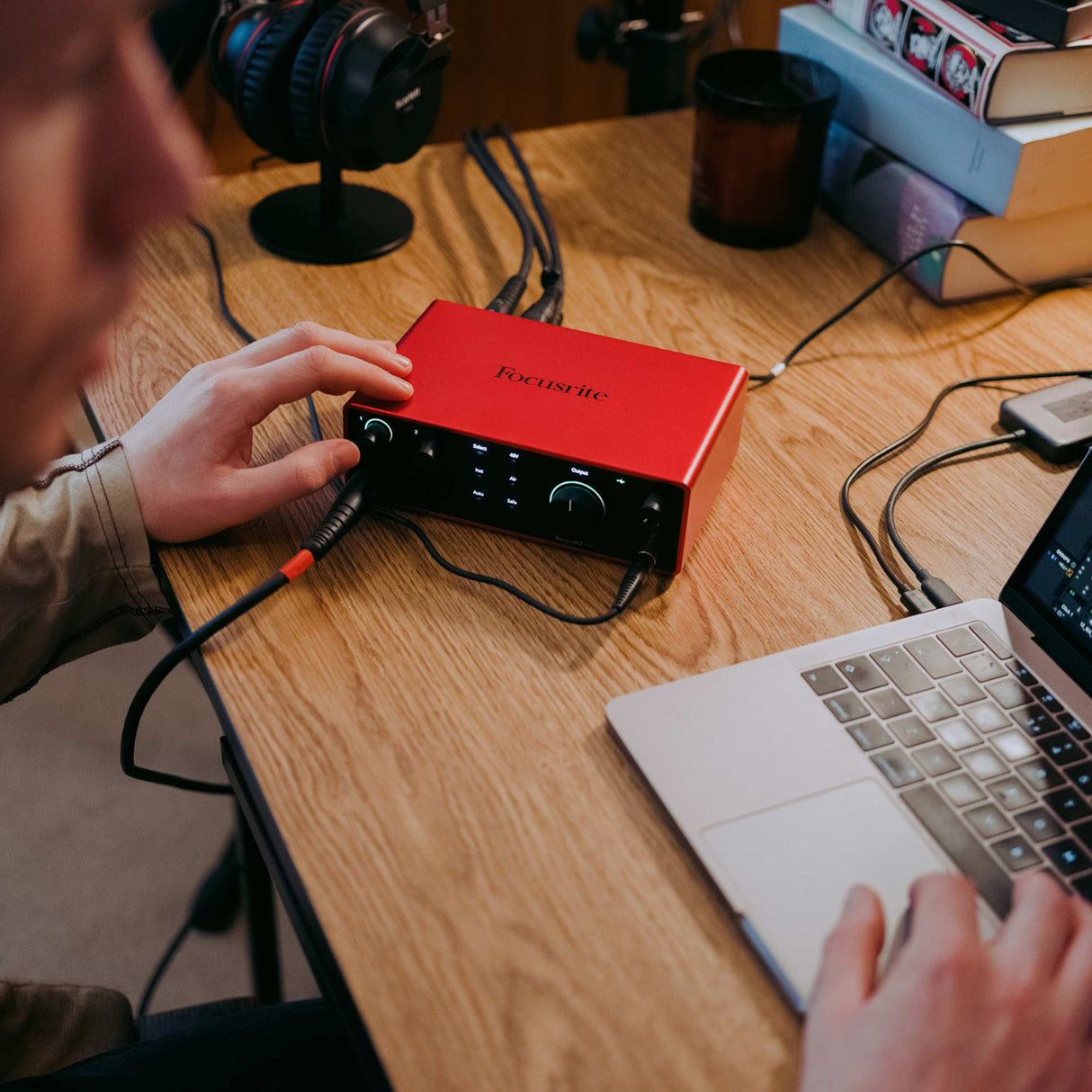 Focusrite Scarlett 4i4 4th Gen USB Audio Interface with Hi-Z Instrument