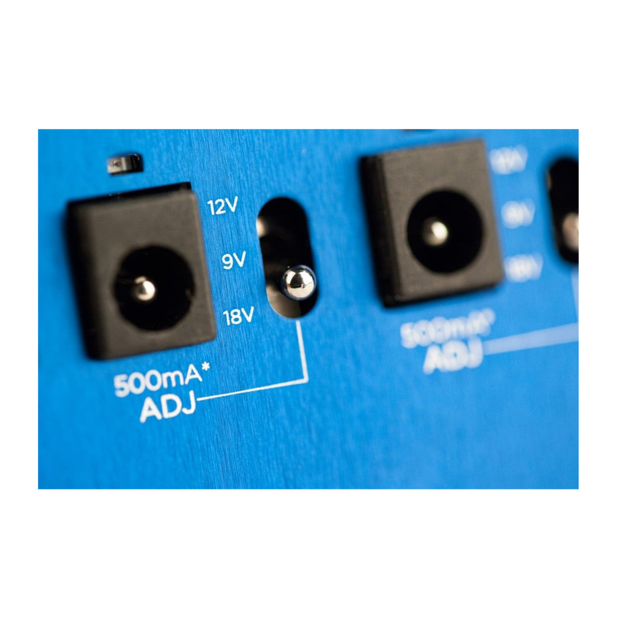 Strymon Zuma High Current DC Power Supply with 9 Isolated Outputs
