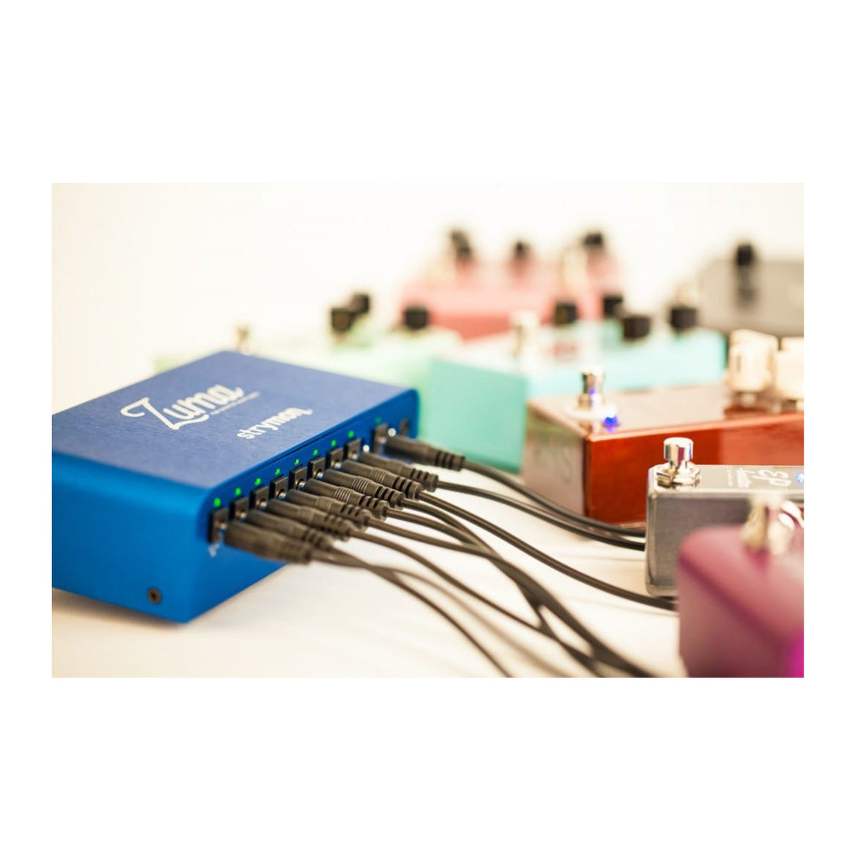 Strymon Zuma High Current DC Power Supply with 9 Isolated Outputs