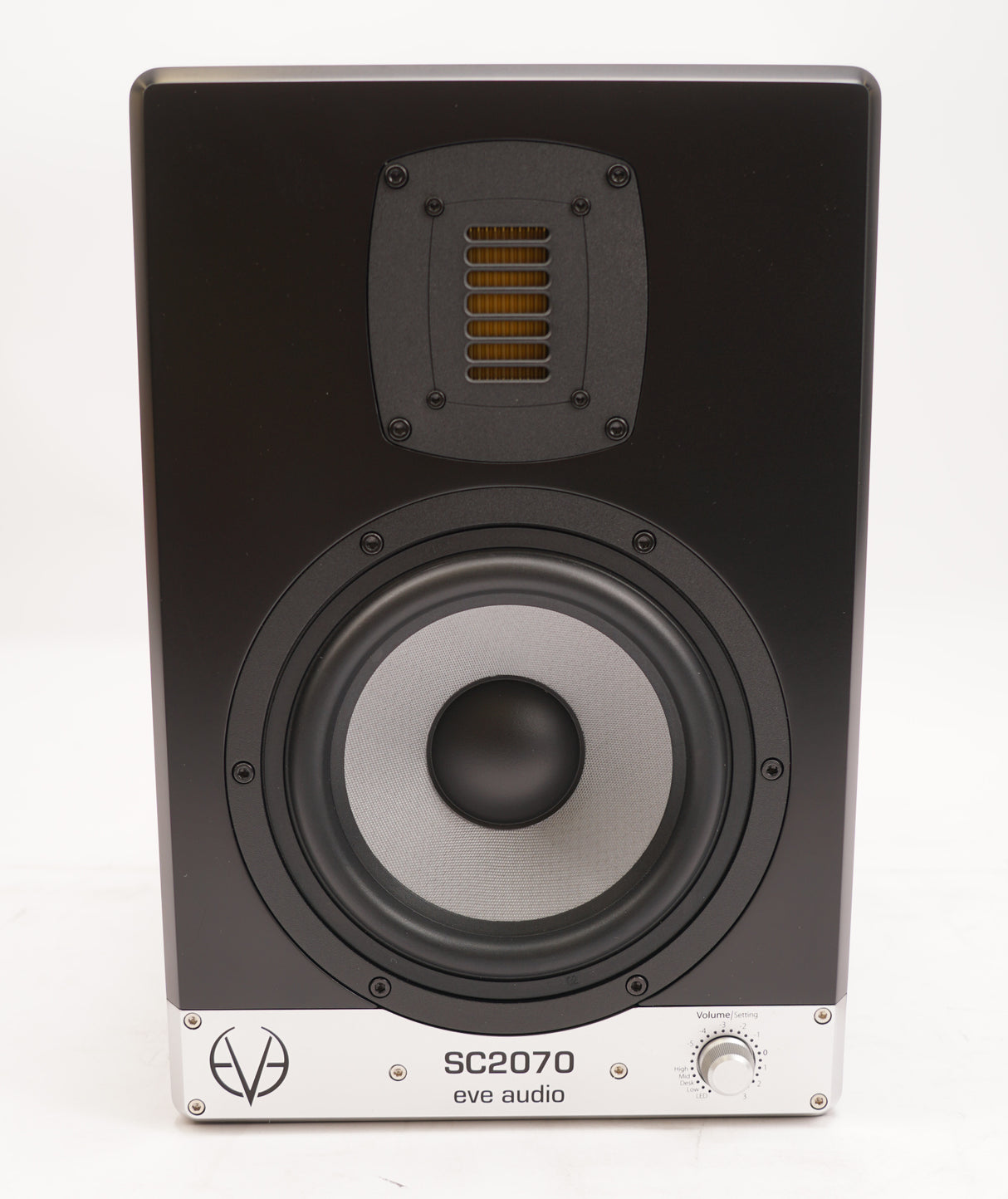 EVE Audio SC2070 2-Way 7 in. + XL AMT 250W Active Monitor for Nearfield and Midf (Used)
