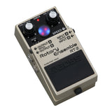 Boss RT-2 Rotary Ensemble Pedal with 32-bit DA Conversion 48 kHz Sample Rate