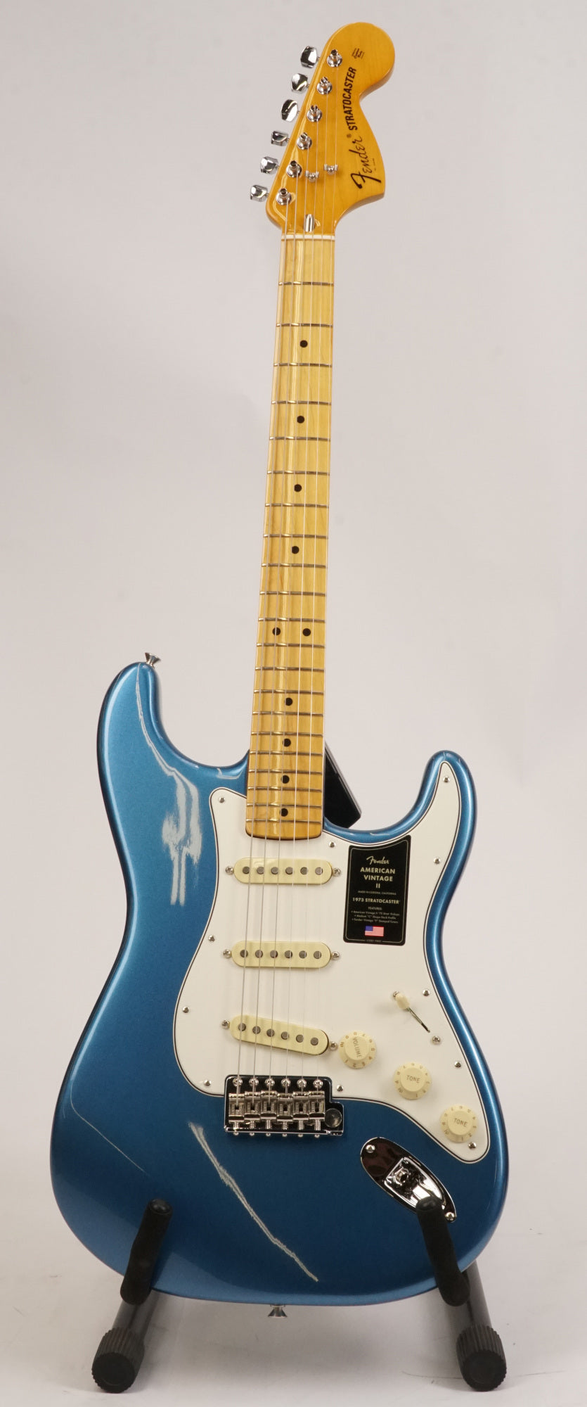 Fender American Vintage II 1973 Stratocaster Electric Guitar (Lake Placid Blue) (Used)