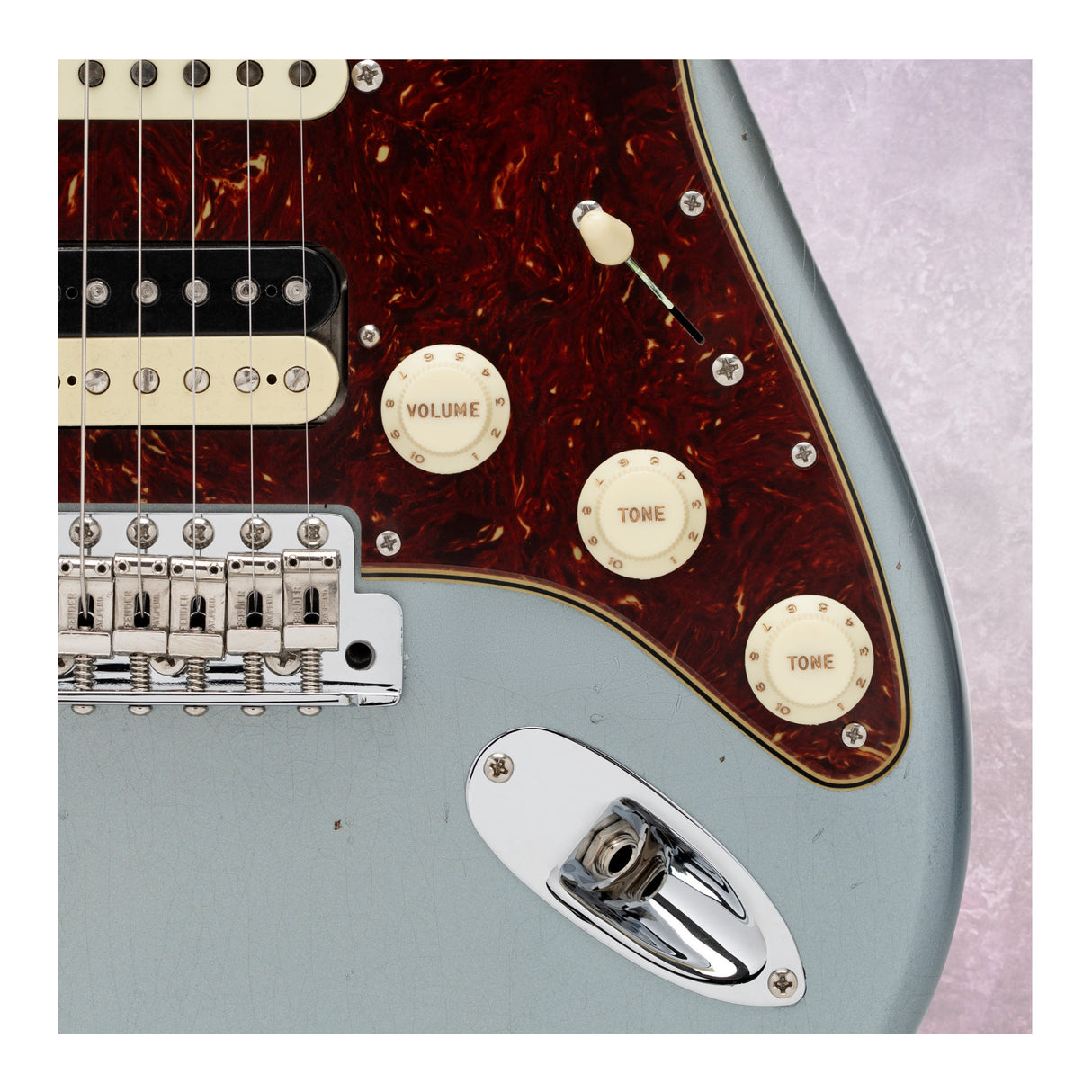 Fender Custom Shop '67 HSS Strat Journeyman Relic Closet Classic, Faded Ice Blue