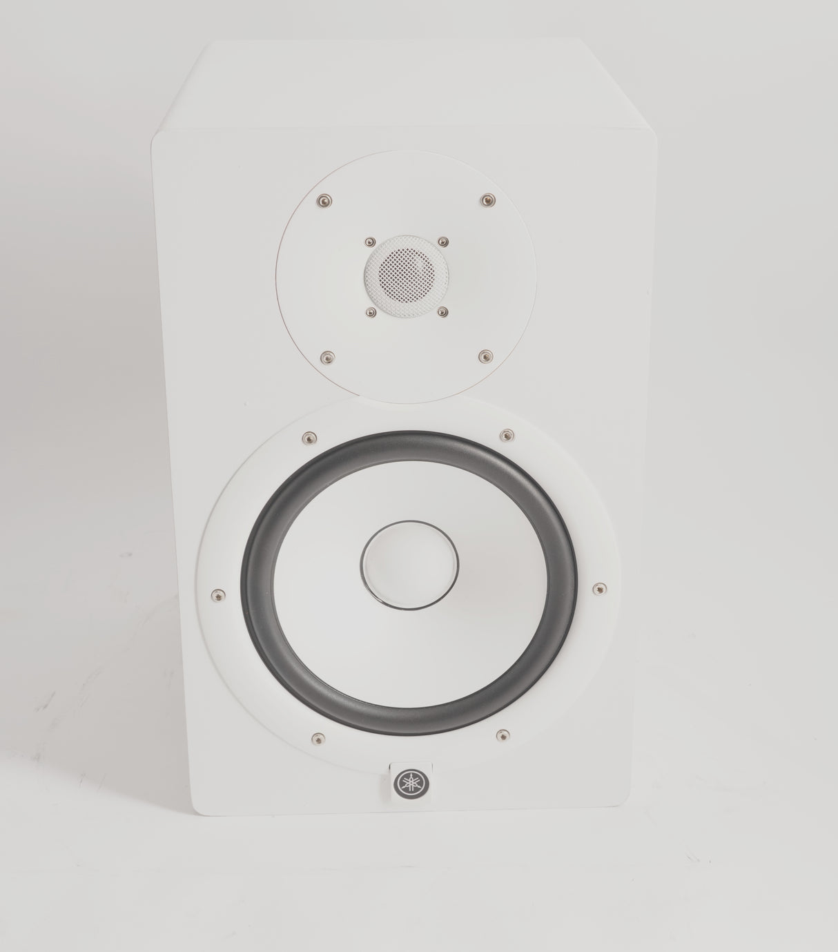 YAMAHA HS8 8-Inch Powered Studio Monitor (White) (Open Box)