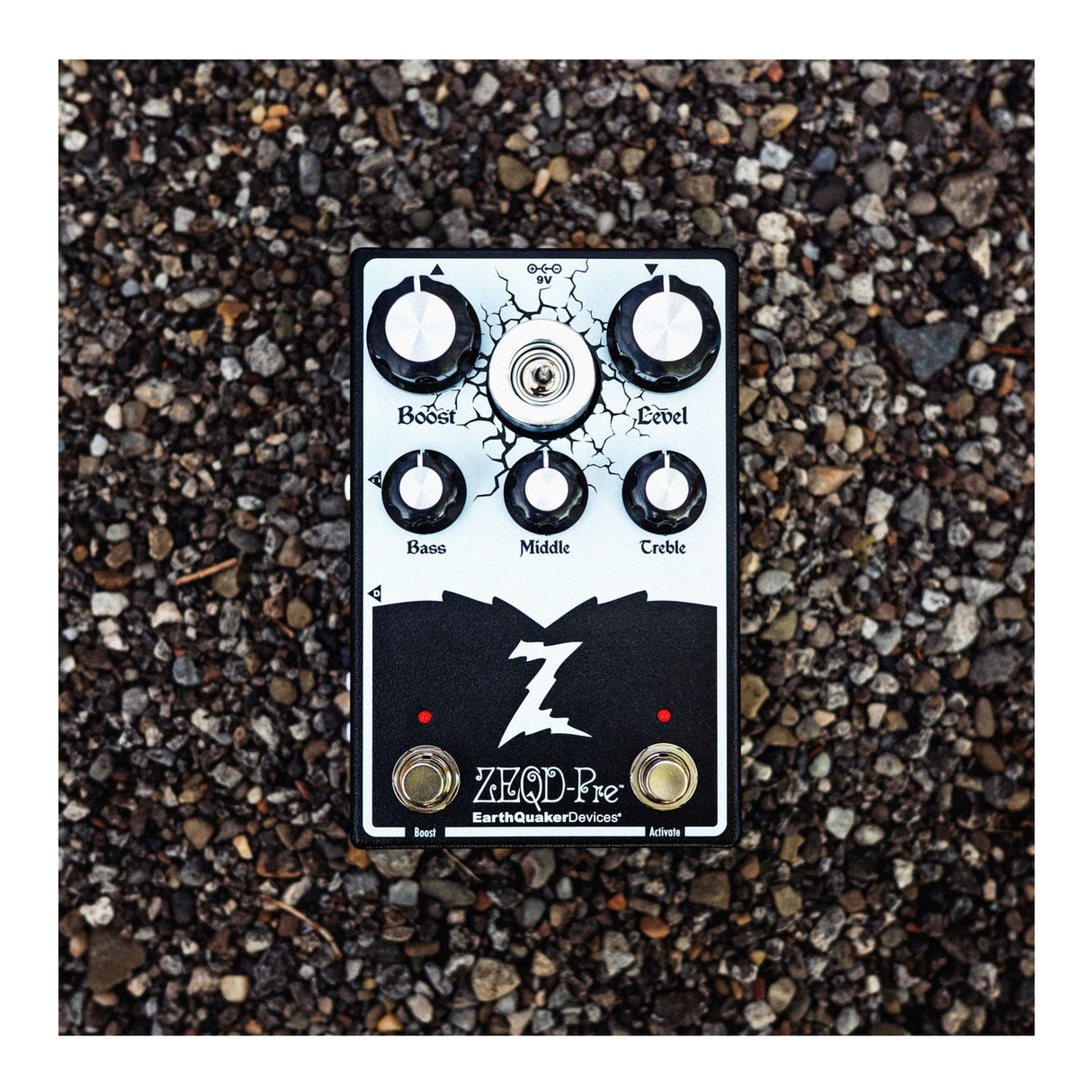 Earthquaker ZEQD-Pre All-Analog Tube Preamp with EF86 Tube, Passive 3-Band EQ