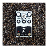 Earthquaker ZEQD-Pre All-Analog Tube Preamp with EF86 Tube, Passive 3-Band EQ