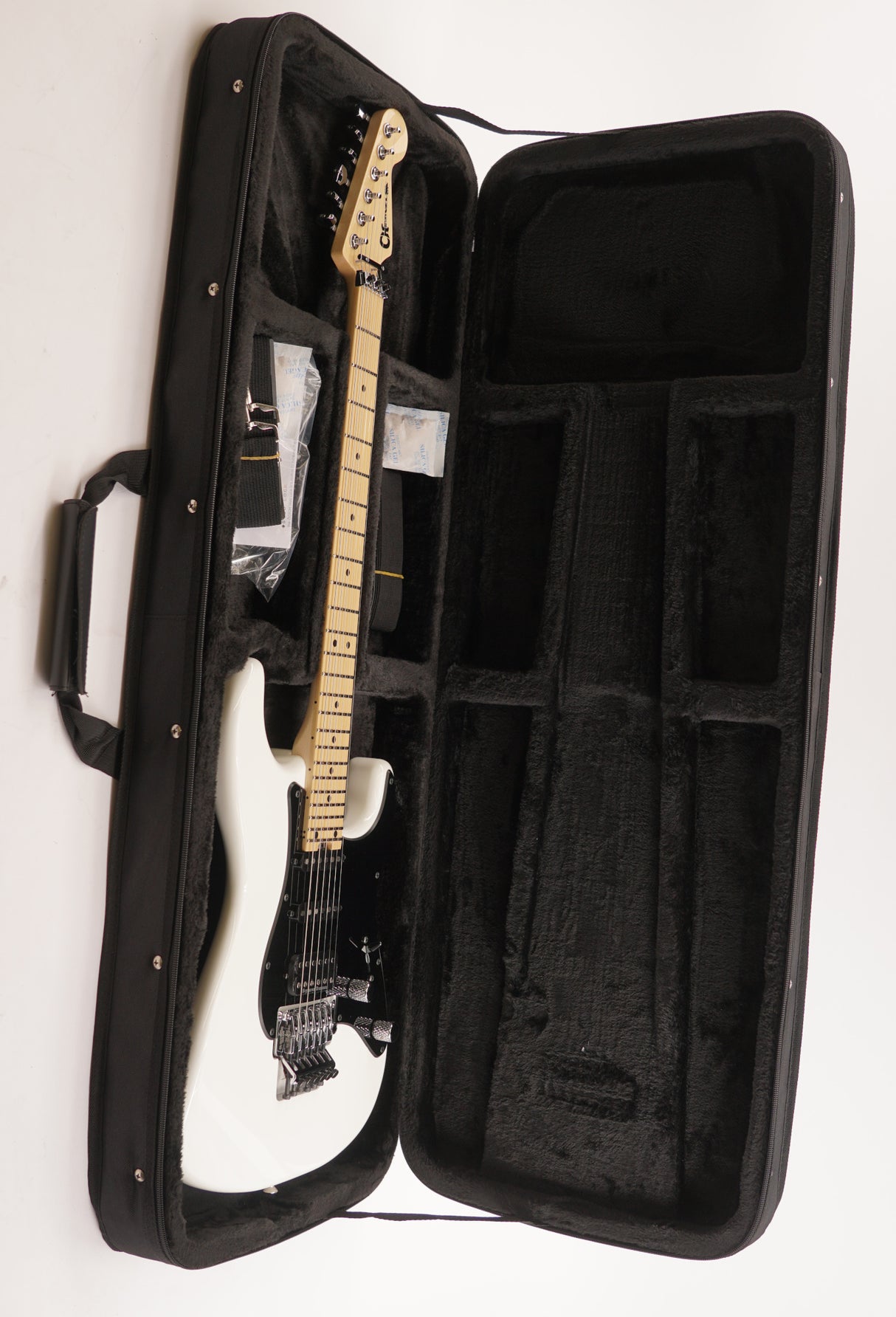 Charvel MJ SoCal Style 1 HSS FR M Electric Guitar - Snow White (Used)