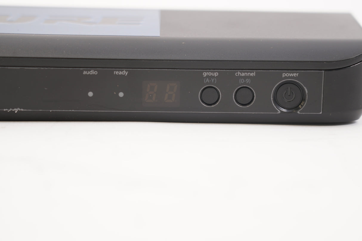 Shure BLX288/PG58 Wireless Vocal System with PG58 Handheld Transmitters, J11 Frequency Band (Used)