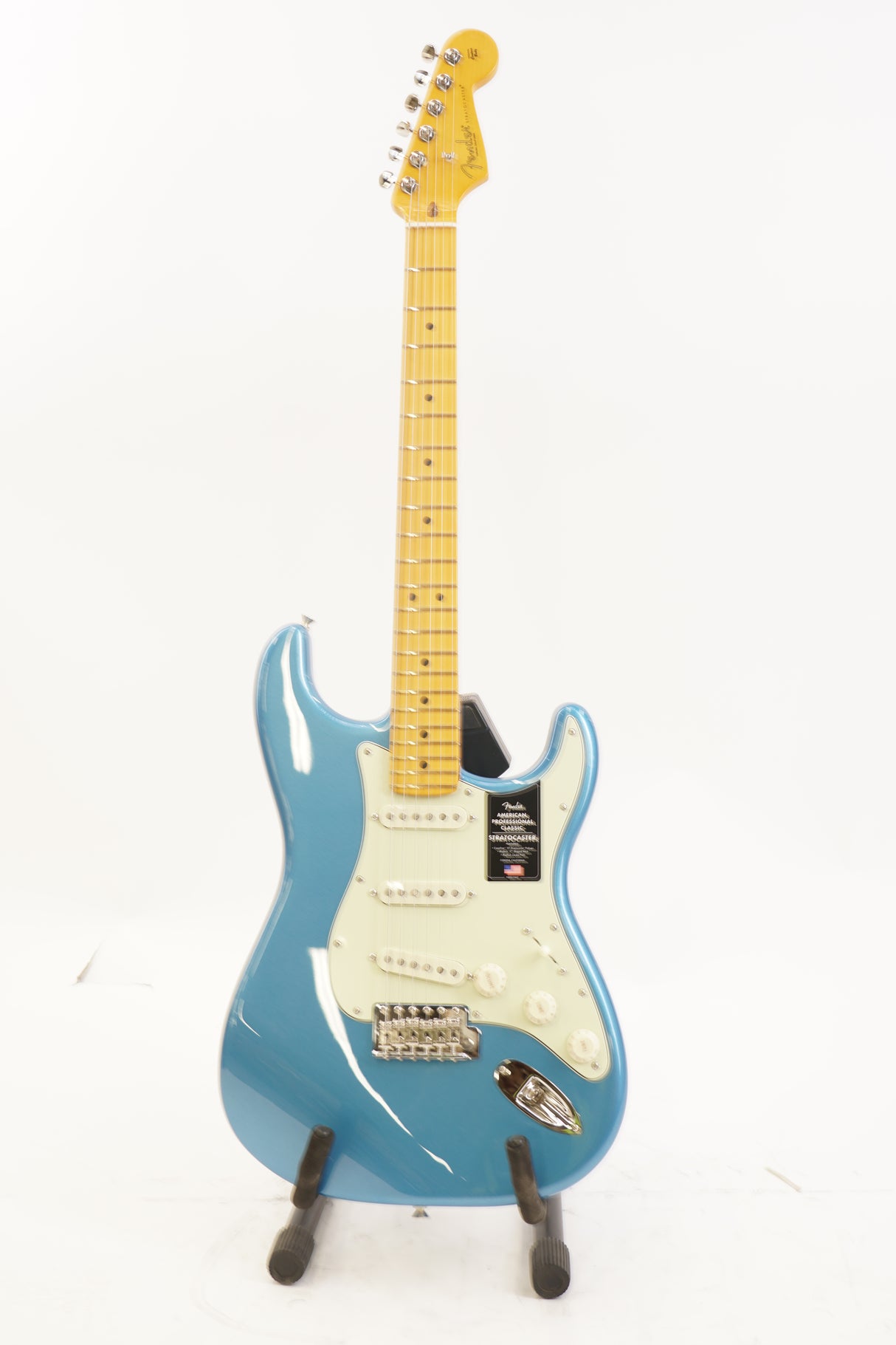 Fender American Professional Classic Stratocaster Right-Hand Electric Guitar (Used)