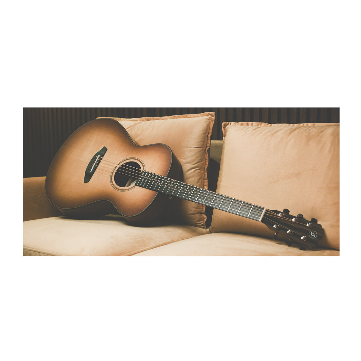 Breedlove Roots Concert 6-String Acoustic-Electric Guitar (Satin Edgeburst)