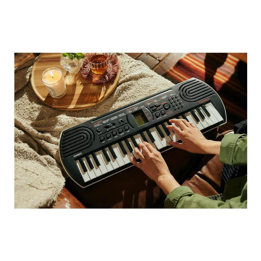 Casio Casiotone SA-81 Compact Keyboard 44 key with 100 Tones and 50 Rhythms
