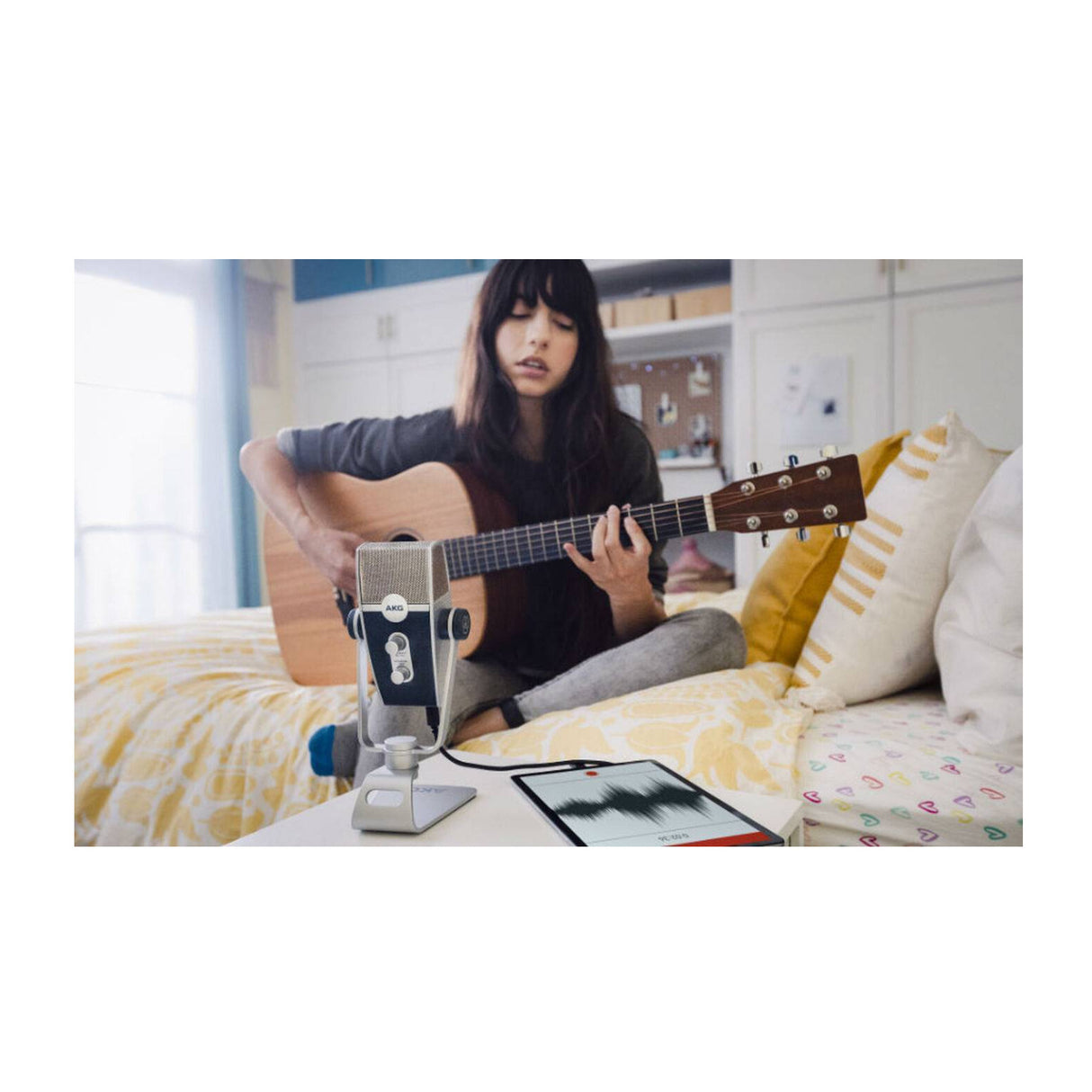 AKG Pro Audio Lyra Ultra-HD Multi-Mode USB Condenser Microphone (C44-USB)