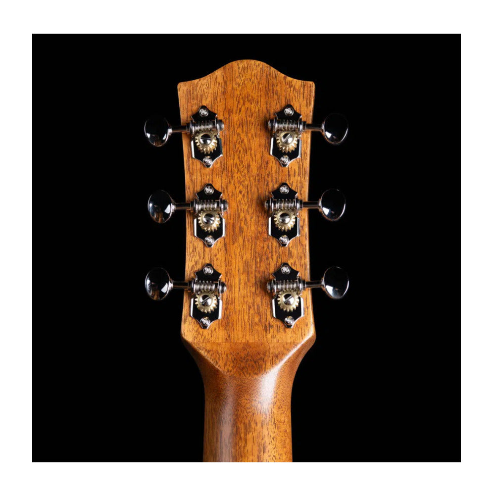 Godin Century Maho Nat EQ with Solid Cedar Top and Fishman Pickup (Natural)