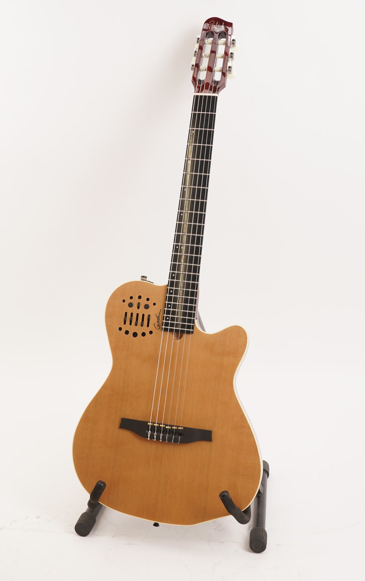 Godin ACS Nylon Synth Access Synth-Ready Guitar with Maple Body and Cedar Top (Used)