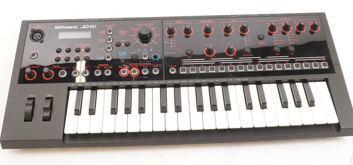 Roland JD-XI 37-Key Interactive Analog/Digital Crossover Synthesizer (Black) (Used)