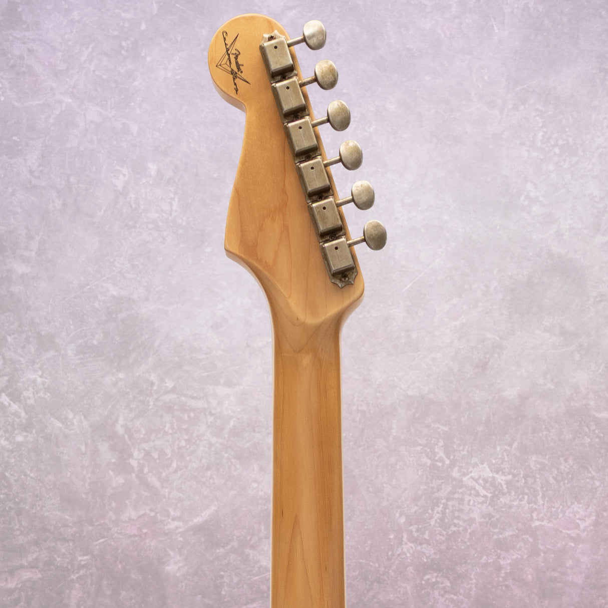 Fender Custom Shop 1960 Stratocaster Journeyman Relic (Aged Natural Blonde) 7lbs, .05oz