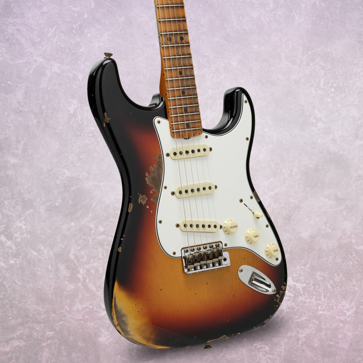 Fender Custom Shop 1969 Stratocaster Heavy Relic with Matching Headcap Guitar (Aged Target 3TSB)