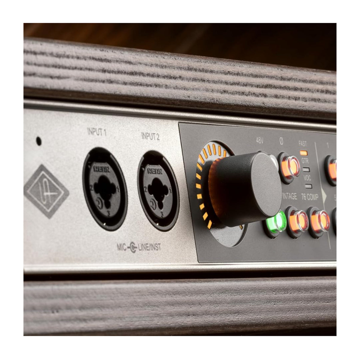 Universal Audio Volt 876 32-Bit USB Audio Interface with 24 Inputs, 28 Outputs and 8 Vintage Preamps