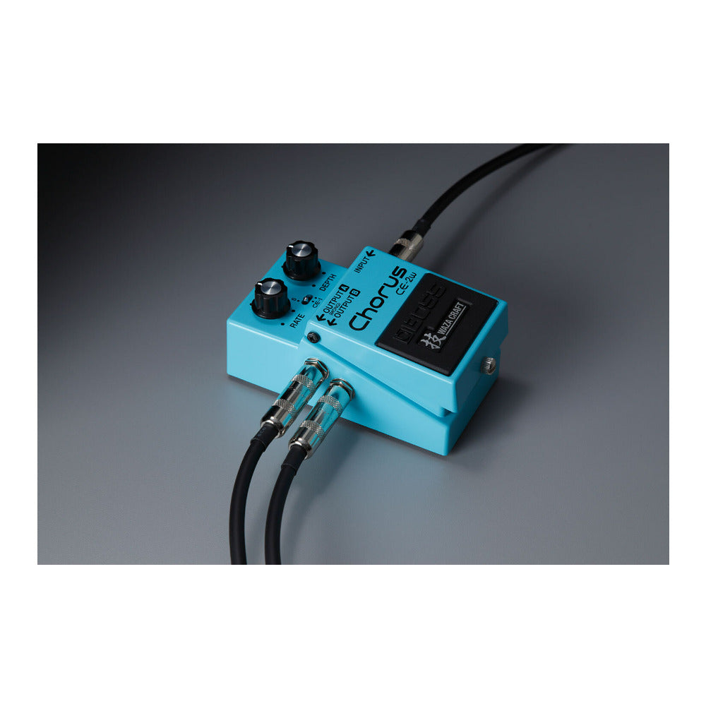 BOSS CE-2W Analog Sounds Made in Japan All-Analog Circuitry Waza Craft Chorus Pedal