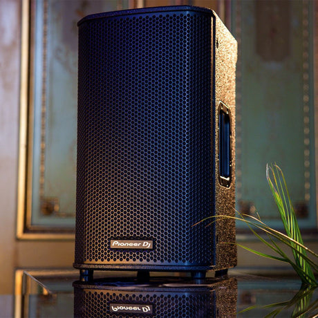 Pioneer DJ XPRS1182S 18 Inch Active Subwoofer Bundle - 8