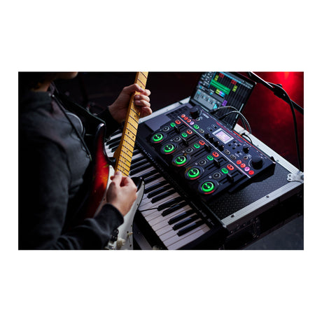 BOSS RC-505MKII Loop Station, Five simultaneous stereo phrase tracks. Input FX and Track FX sections.